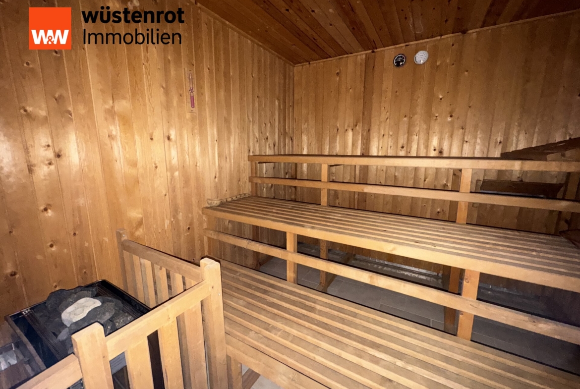 KG Blick in die Sauna 2