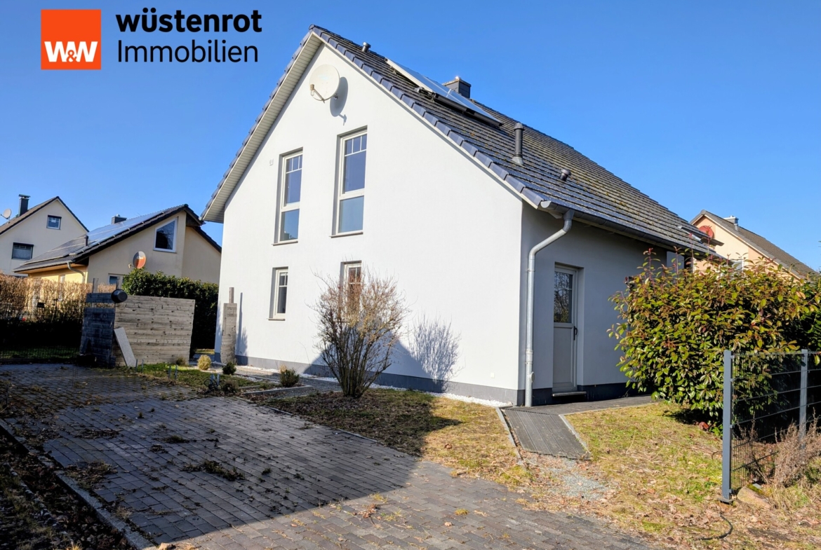 Blick auf die Einfahrt