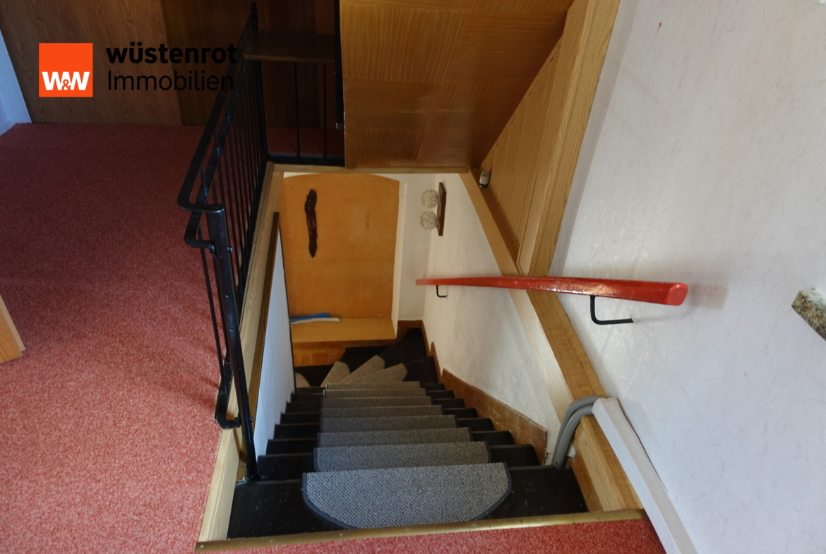 Treppe ins Dachgeschoss
