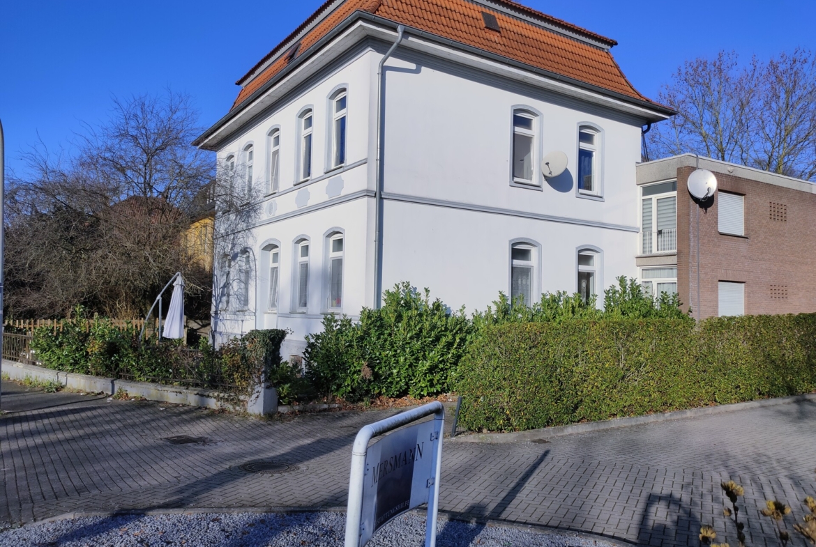 Front01