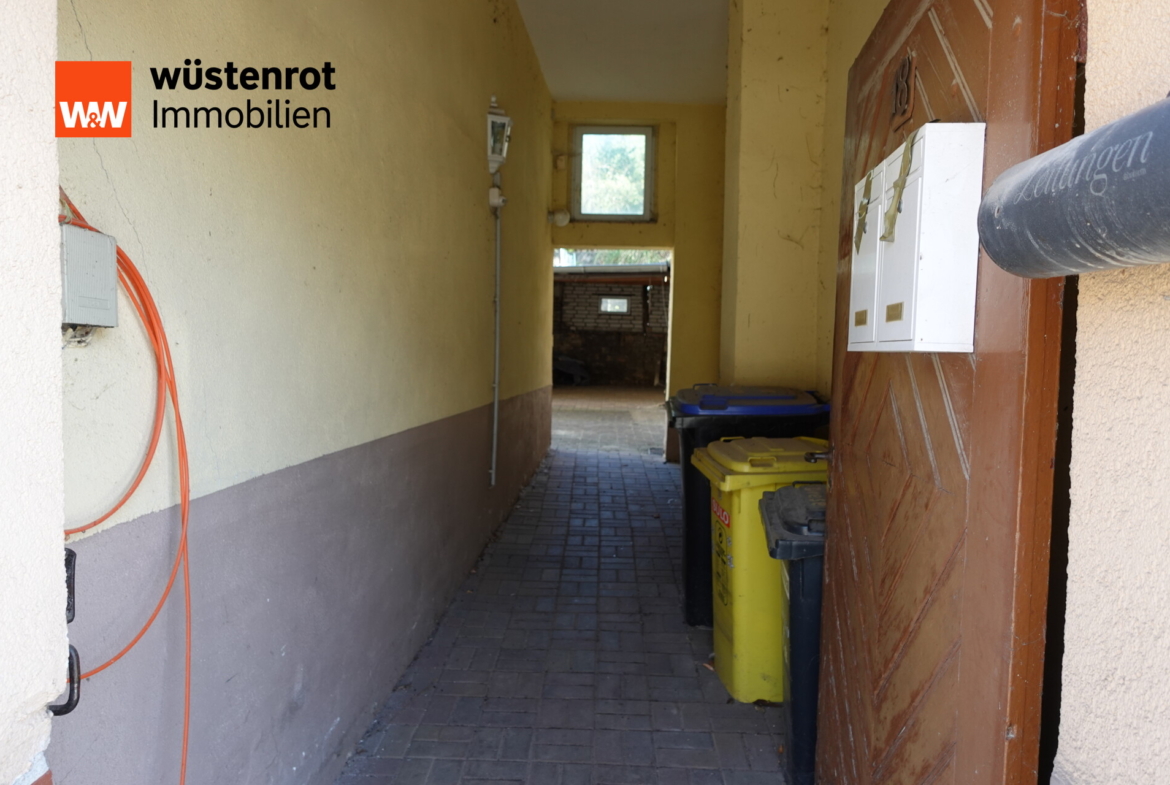 Eingang Grundstück