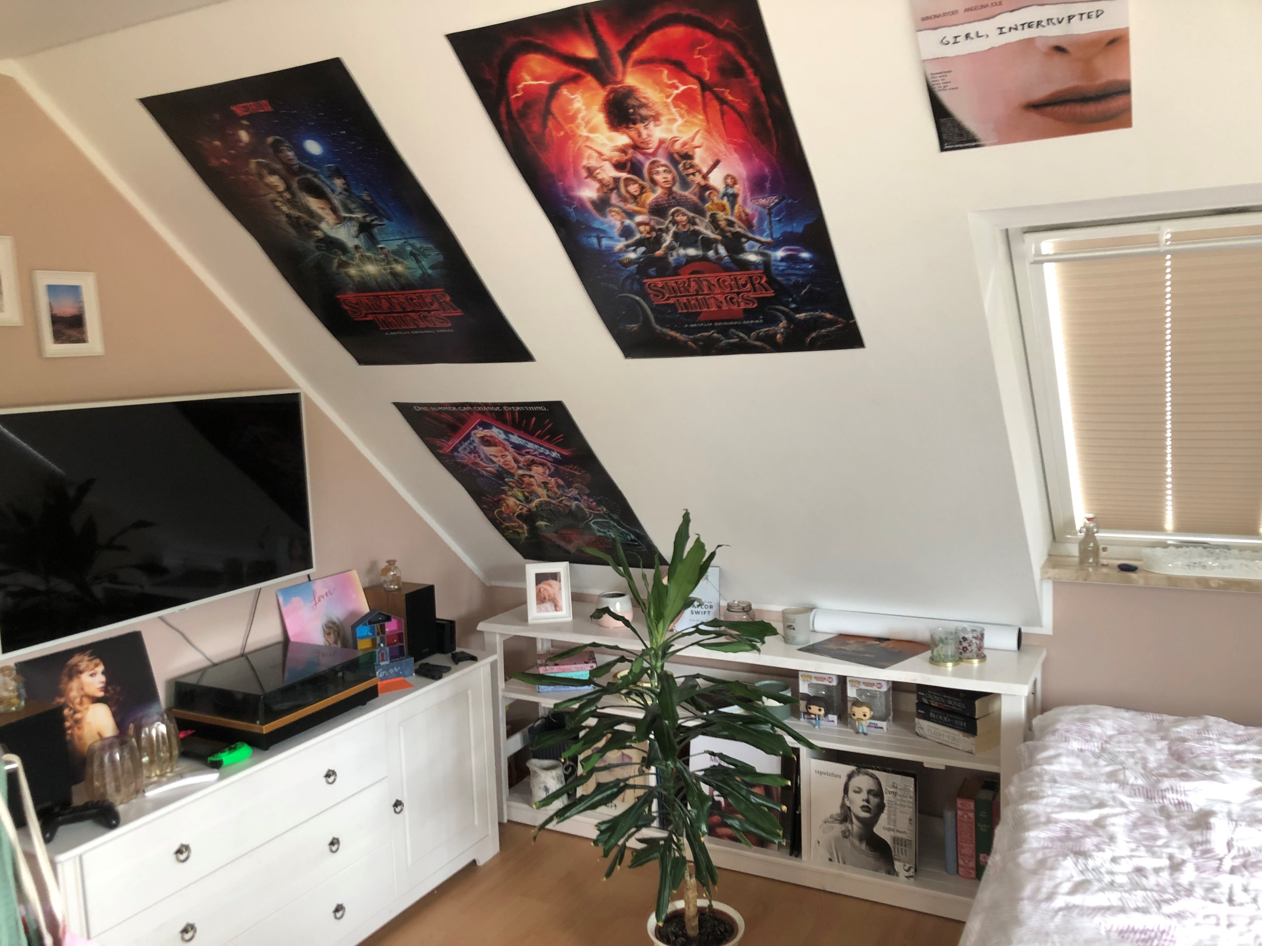 Kinderzimmer DG 2 Traumhaftes Einfamilienhaus mit Süd-Balkon und Südterrasse in toller Aussichtslage